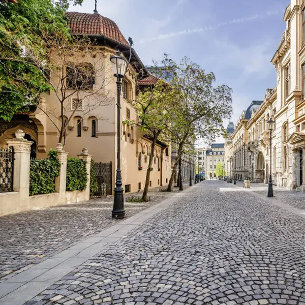 Explore Bucharest.jpg
